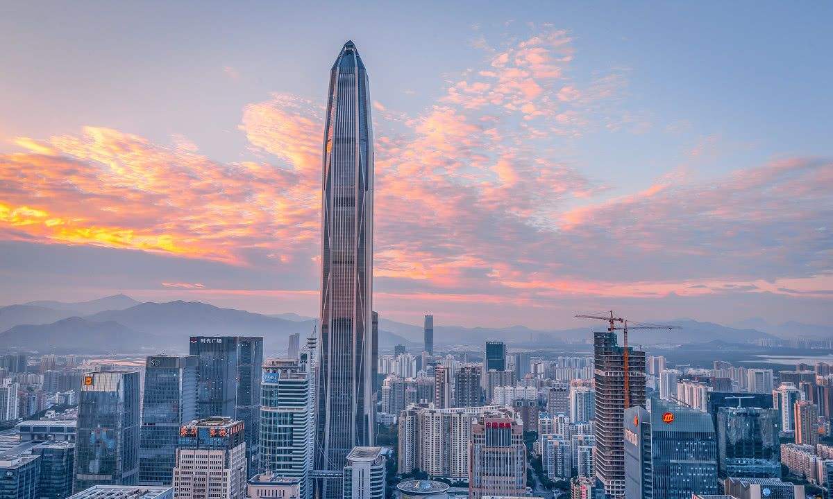 南方哪个城市适合投资房产,南方适合买房养老的海边城市