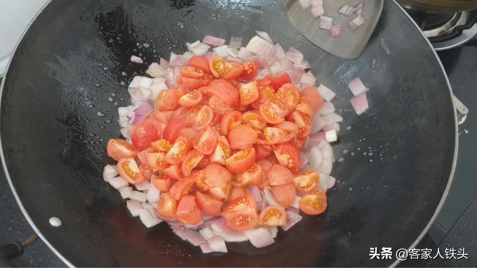 冬天火锅汤怎么做好吃,立冬了来一顿火锅