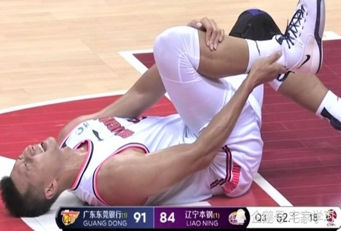 如何防止跟腱断裂和膝盖受伤,怎么避免跟腱断裂田径