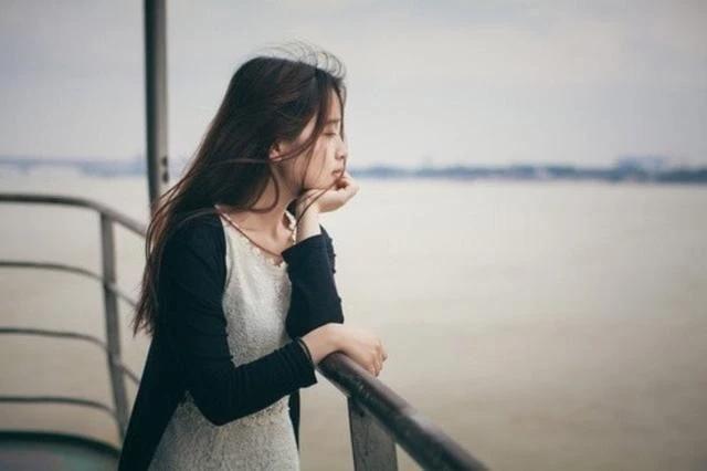 杨幂谈安全感 (杨幂说女生需要安全感)