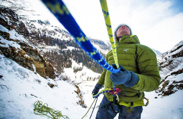 始祖鸟为什么没有羽绒服,没有北面的冬天