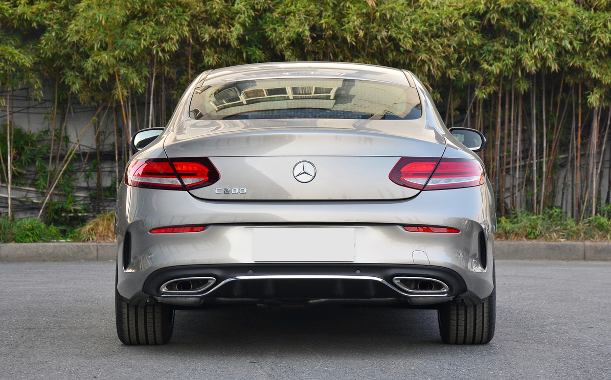 你会放弃燃油车选择新能源汽车吗,奔驰c级和宝马3系奥迪a4l怎么选