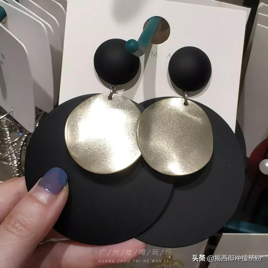 女生天堂!4.9元能淘到很多饰品!揭秘广州最大饰品城,平过淘宝