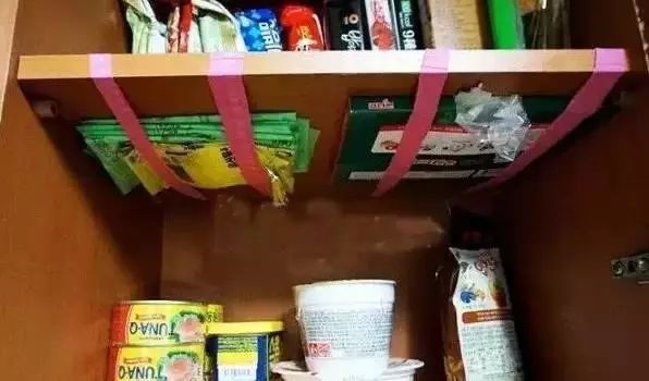 橡胶手套破了一个小洞怎么补,橡胶手套破了修补方法