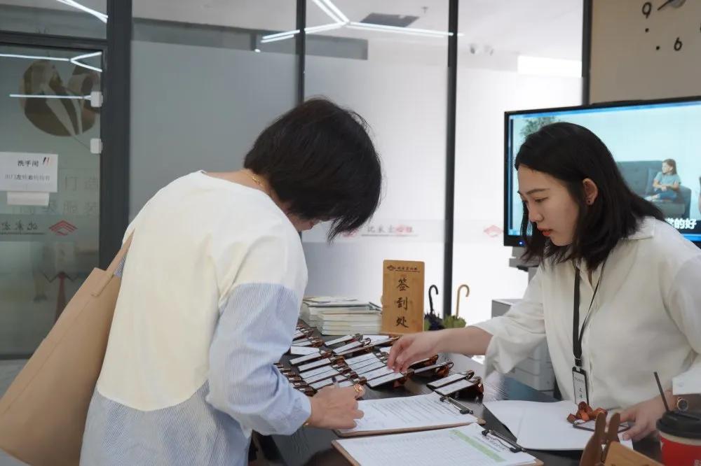 心理咨询师的伦理培训课程,一切为了客人的满意度