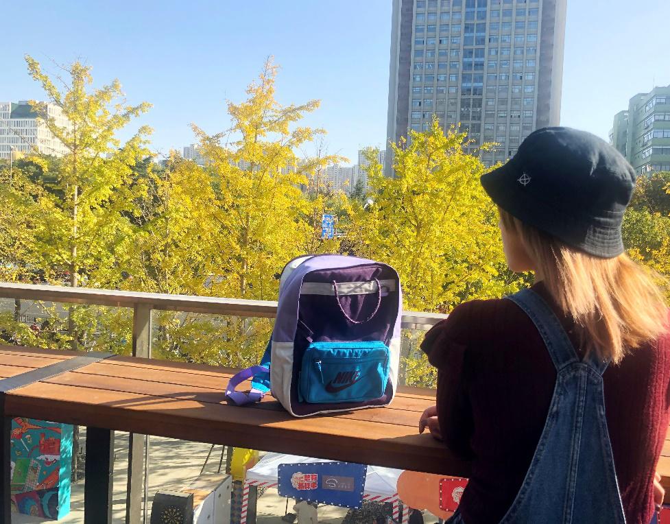 niketanjun迷你双肩包,niketanjun双肩包幻影灰白