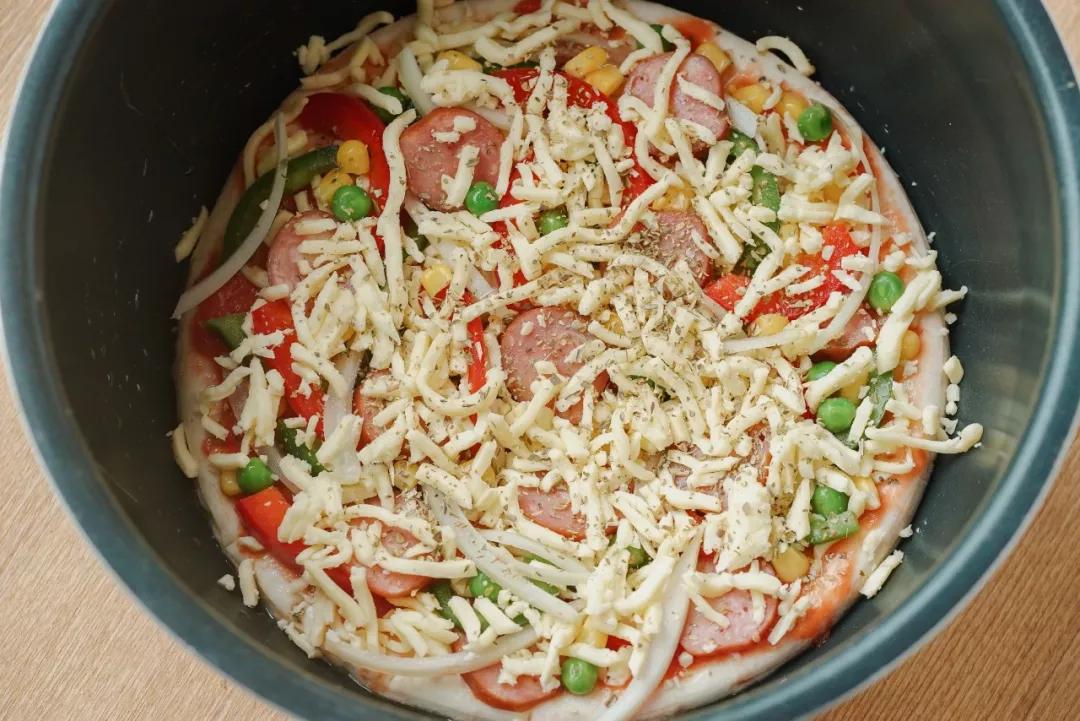 电饭锅做的披萨怎么不拉丝,电饭煲披萨教程
