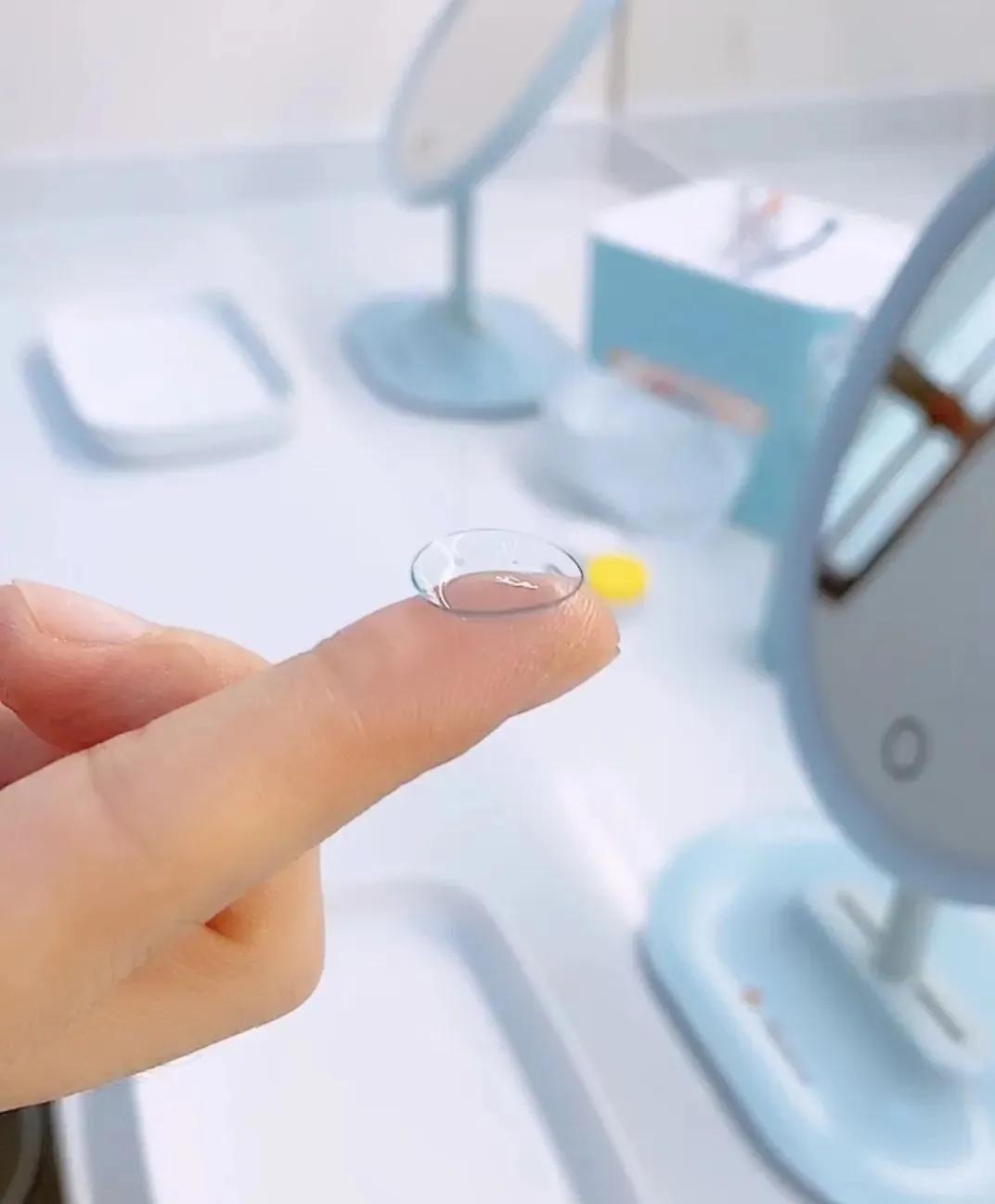 隐形眼镜怎么摘新手一次成功,隐形眼镜怎么摘都摘不下有影响吗