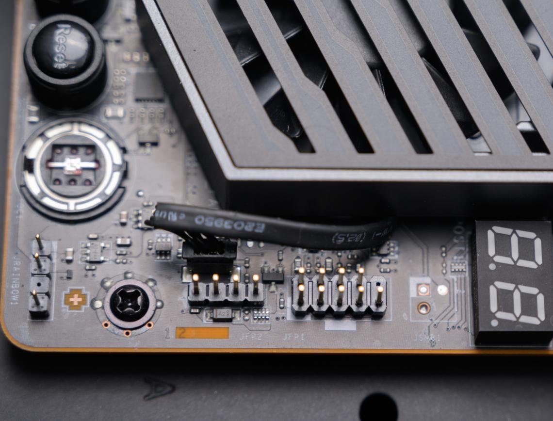 微星mpgsekira100p黑金佩龙斧2,微星黑金佩龙斧装机