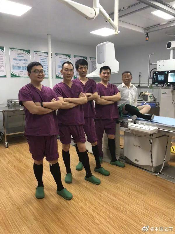 「药科普」那个穿了黑*袜丝**的大叔，可能只是因为静脉曲张