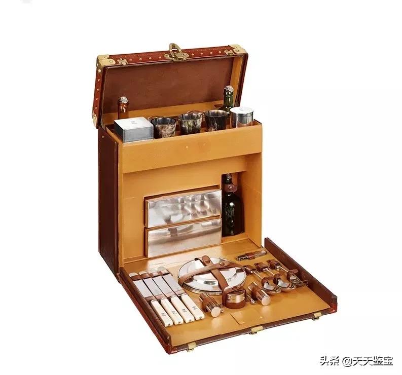 为什么lv包最受欢迎,为什么lv包包都要预定