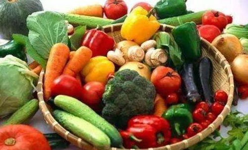 狗狗不爱喝水尿少是什么原因,狗狗大量喝水大量尿肾衰竭