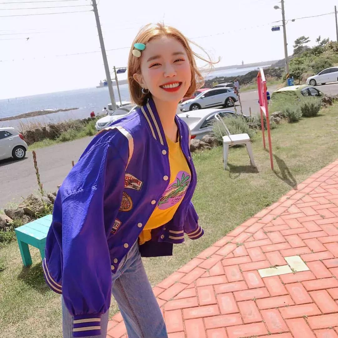 胸大怎么穿搭不显臃肿,胸高的女人怎么穿才好看