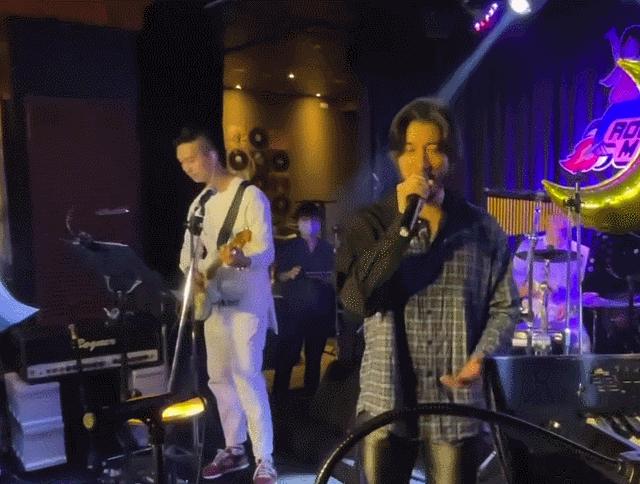 金城武这几年到底怎么了,金城武现在在干啥