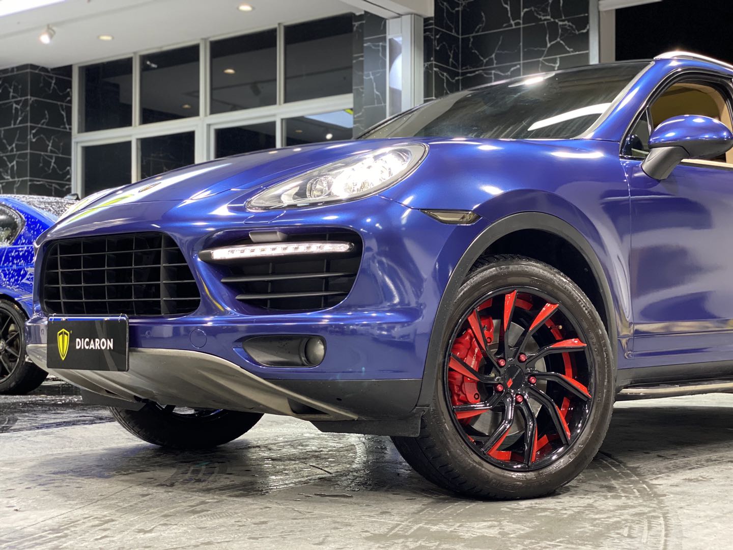 保时捷卡宴换轮毂教程,保时捷卡宴换轮毂要哪种轮胎