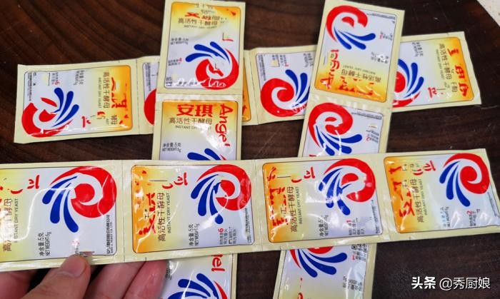 面食小苏打酵母泡打粉区别,做面食放小苏打起什么作用