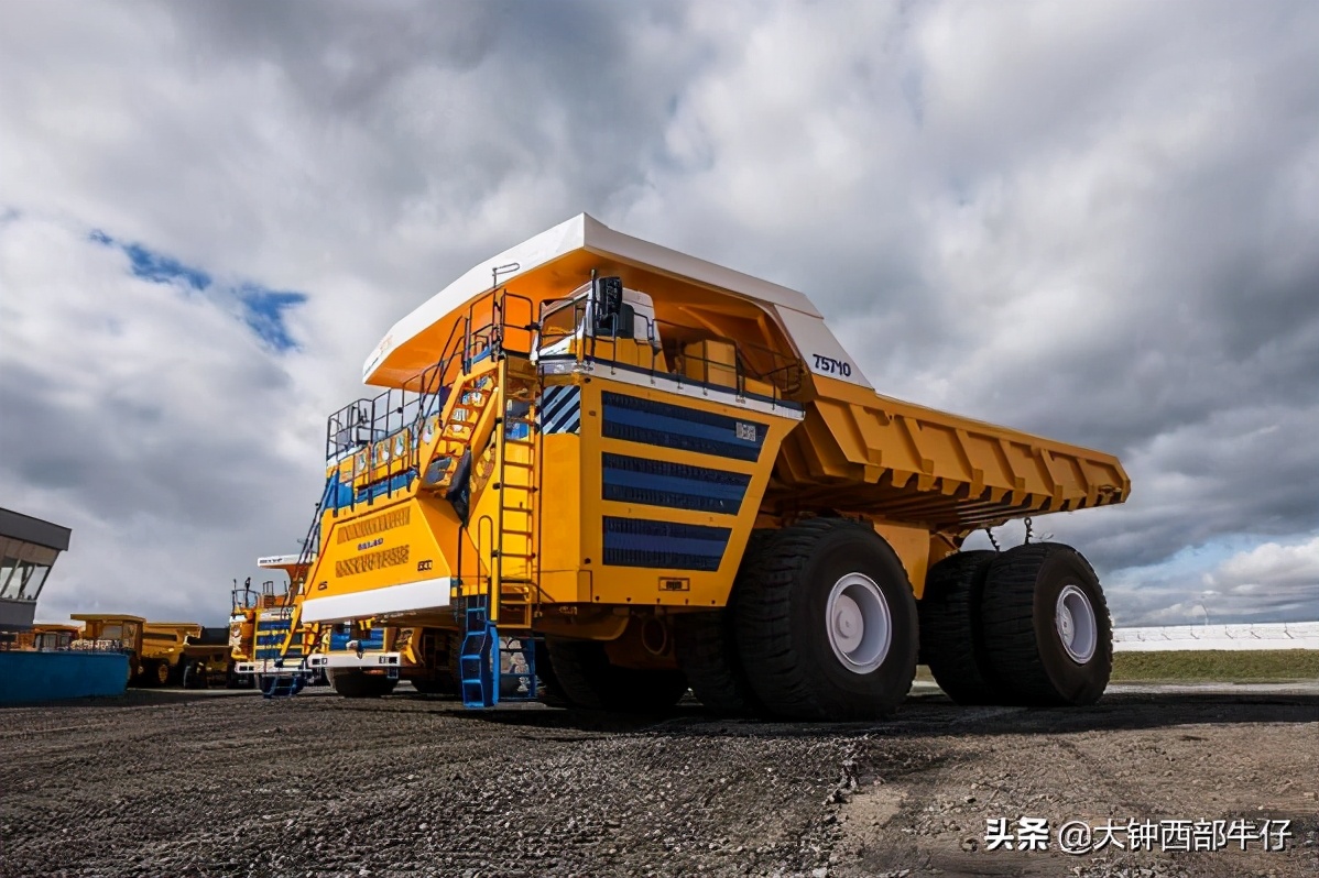 世界上最大的攻城机器是什么,世界上最大的工程机械视频大全