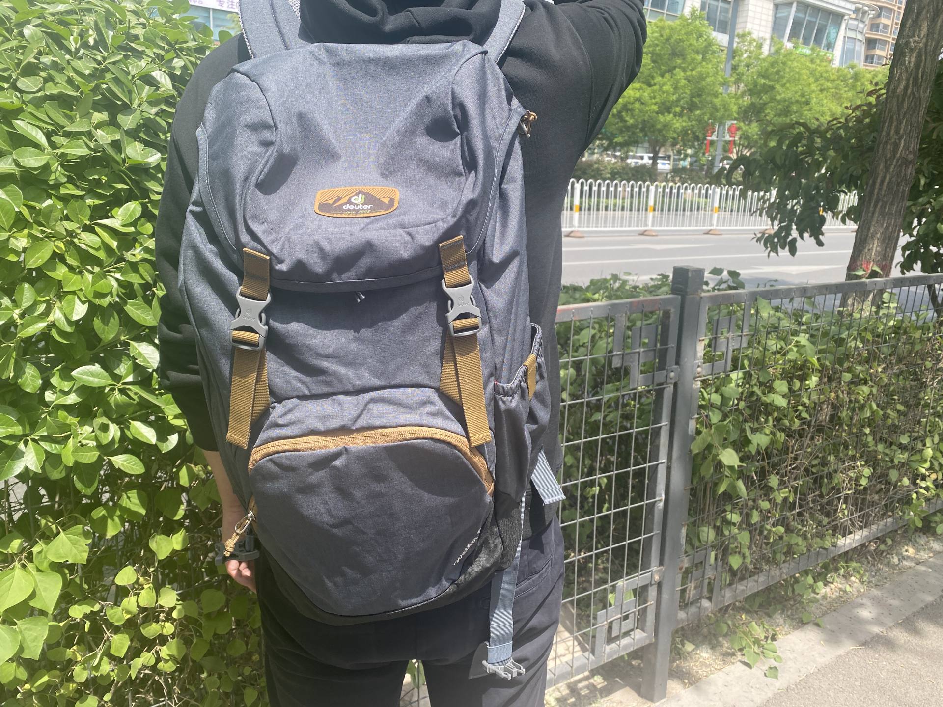 多特背包有哪些品牌,多特登山背包女款