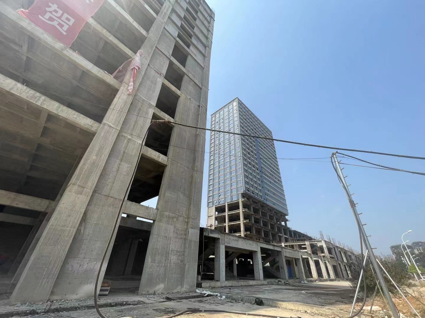 刚进昆明就敢接下30万方烂尾商业，蓝城集团醉翁之意究竟在哪？