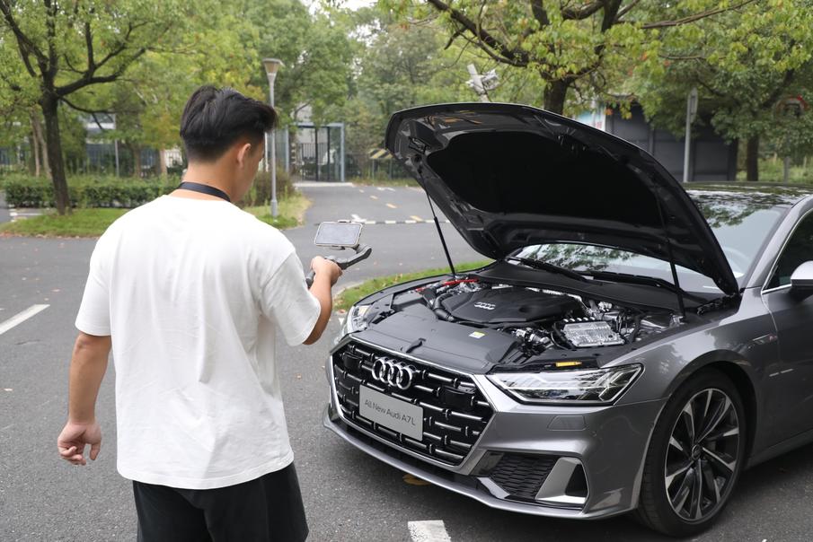 奥迪a7l55tfsi先行版试驾,3.0t的奥迪a7有多强