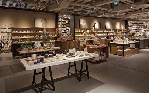 女生如果想创业适合开什么样的店,适合女孩子创业开的十五种店