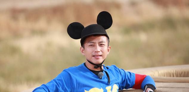 关晓彤啊，你到底是有多缺钱啊？