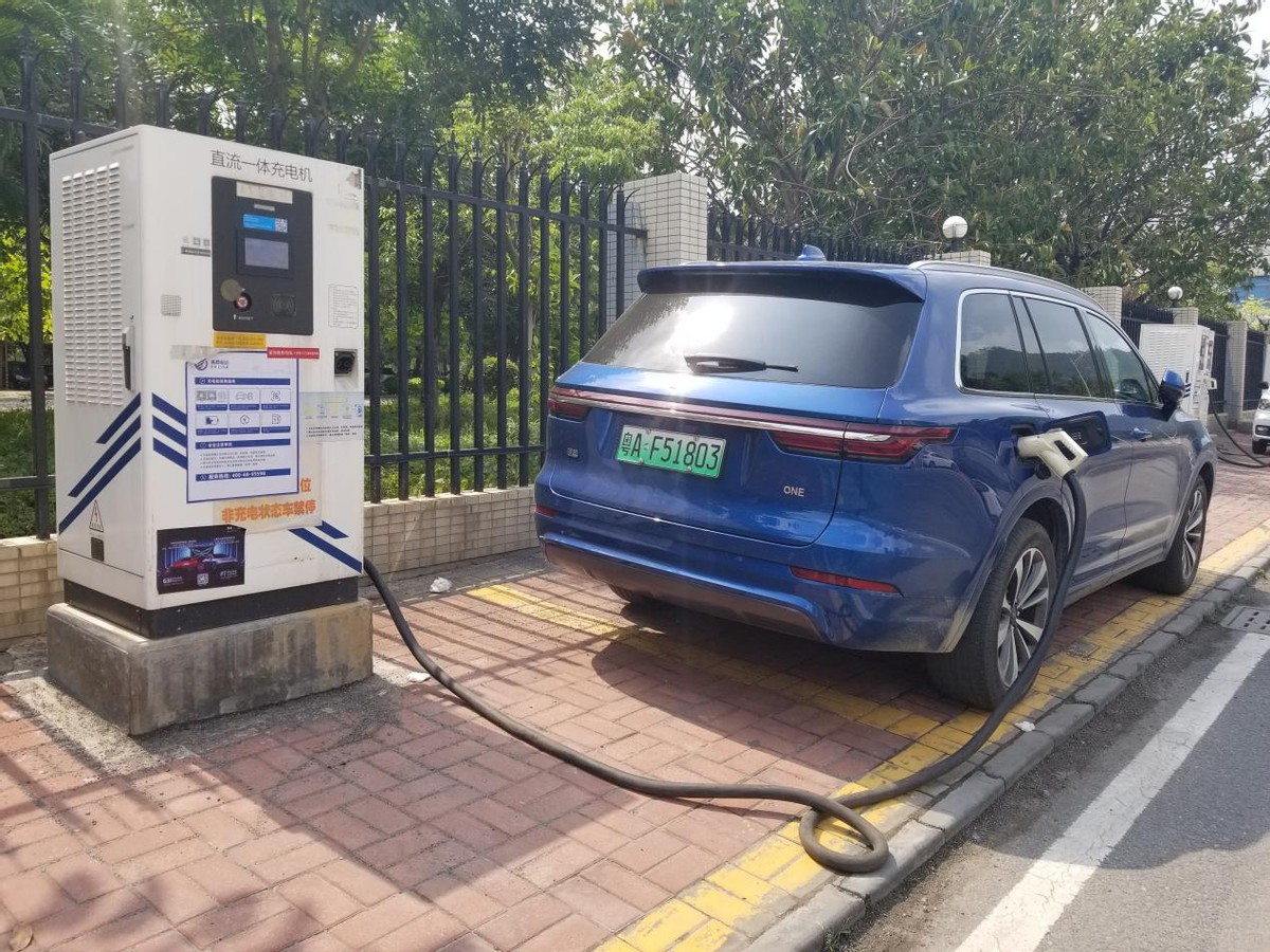 理想ONE究竟是一辆怎么样的车？详细体验在这里