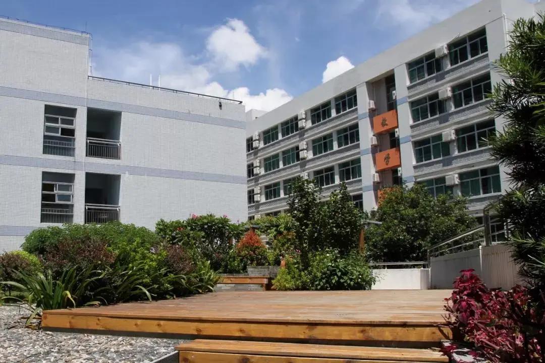 珠海新高一住宿需要备什么,珠海各高中住宿一览表