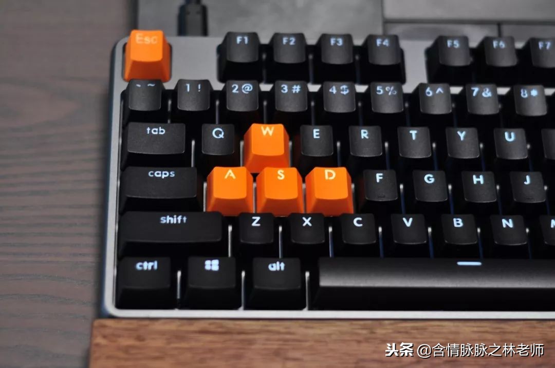 红轴正刻机械键盘,悦米红轴机械键盘