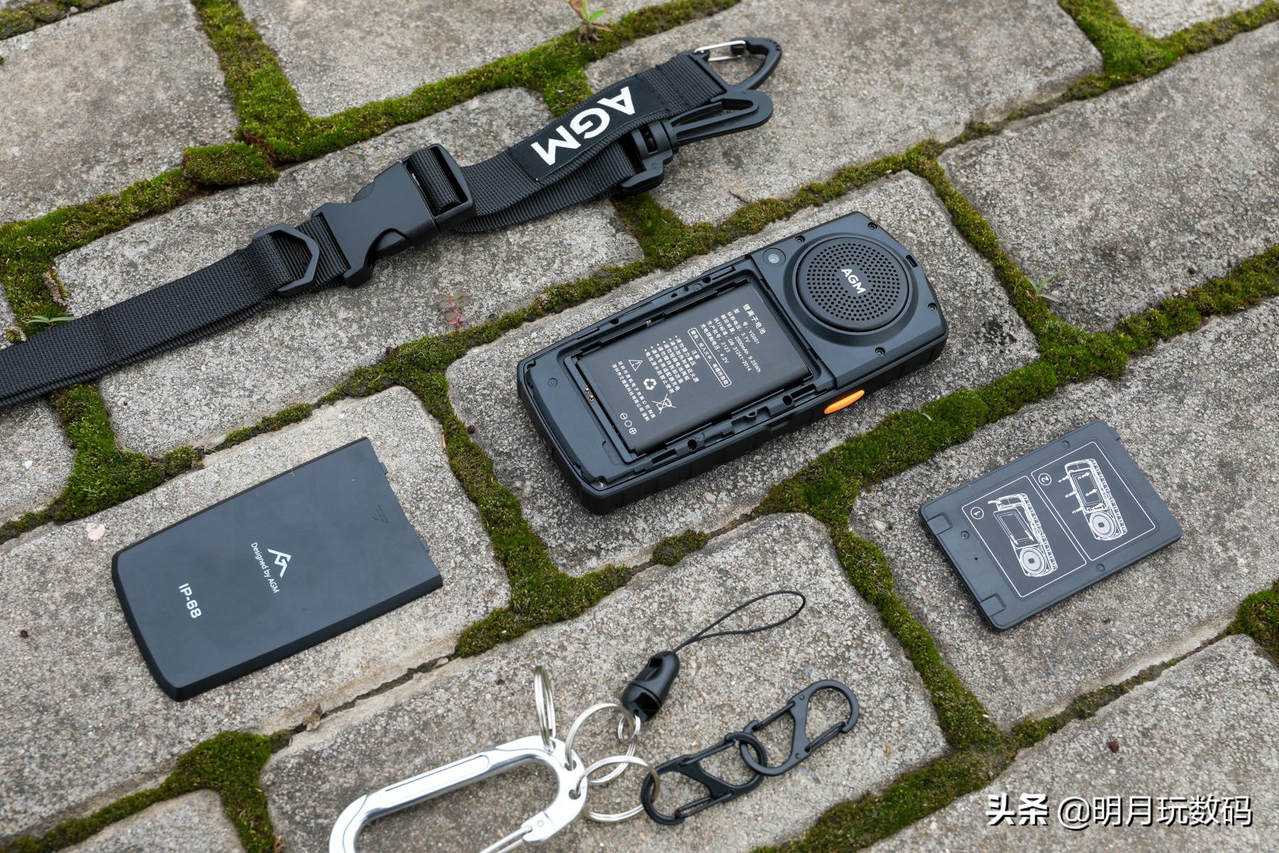 能扫码聊微信的功能机,可以聊微信刷抖音打电话的手机