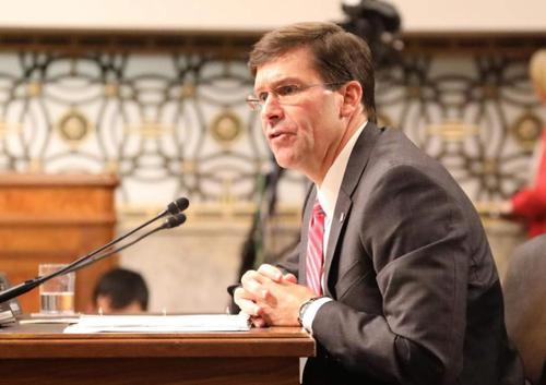 特朗普再度上演逆我者亡大戏，这回“亡者名单”是防长埃斯珀