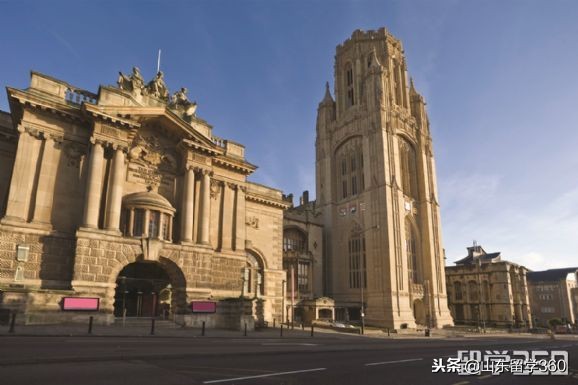 英国大学制药与药理学专业排名,英国药剂学研发专业好的大学