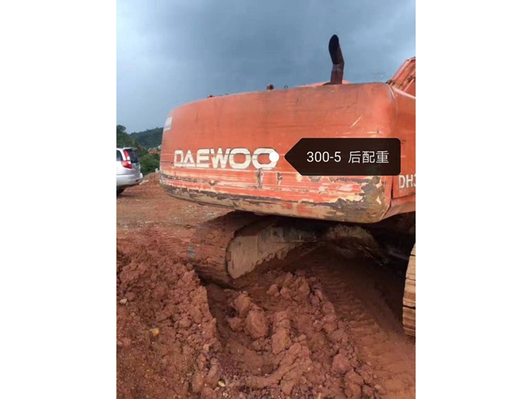 新疆二手斗山300挖机,斗山300挖掘机价格