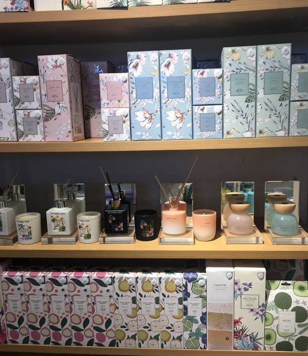 彩妆蛋成石头？唇釉成胶棒？在这里只要他想，没有不敢