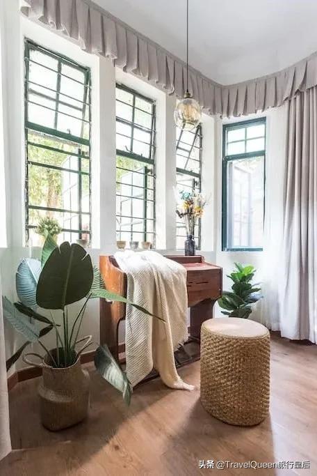 欧洲airbnb民宿,魔都这些超豪华泳池酒店