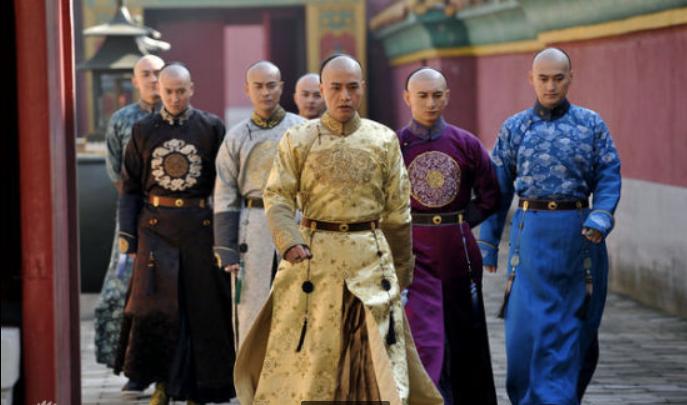 胤礽：37年皇储，12年囚徒，清朝太子的悲剧，康熙雍正谁来负责？