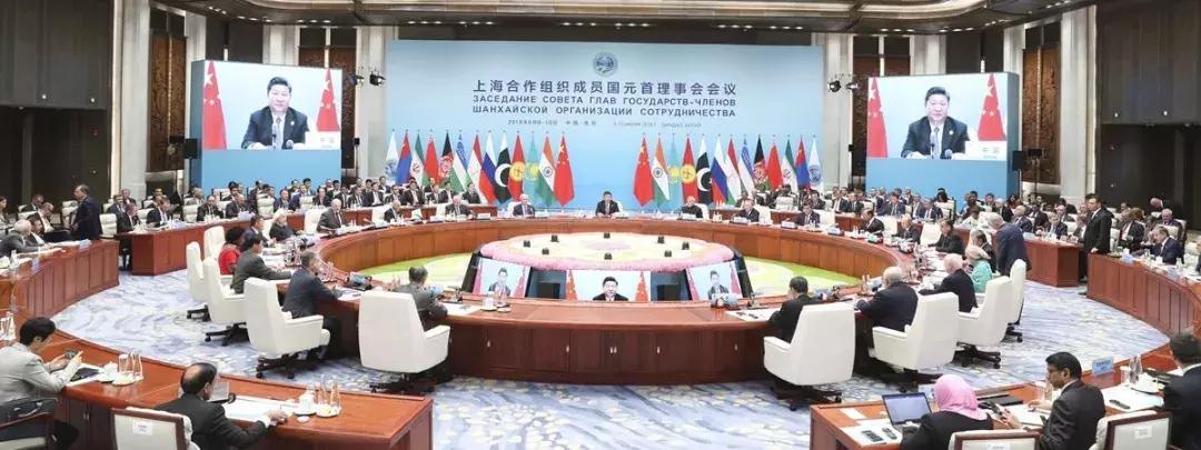 对已婚女人表白她很紧张,她想跟你表白