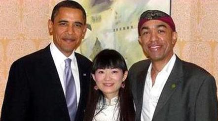 奥巴马亲弟弟现在在哪里,奥巴马亲弟弟现在怎么样