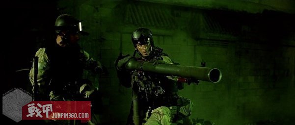 美国黑鹰战机坠落视频,解密经典黑鹰坠落