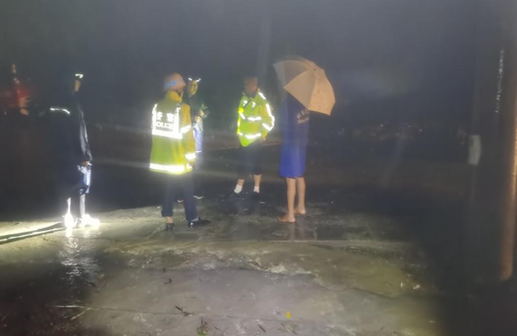 地方最新暴雨预警,黔南大到暴雨预警