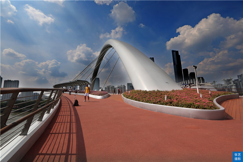 广州人行景观桥最新情况,广州海心沙人行天桥