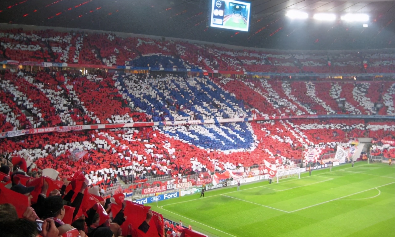 足球草皮技术,科普一下世界足坛的草坪系统