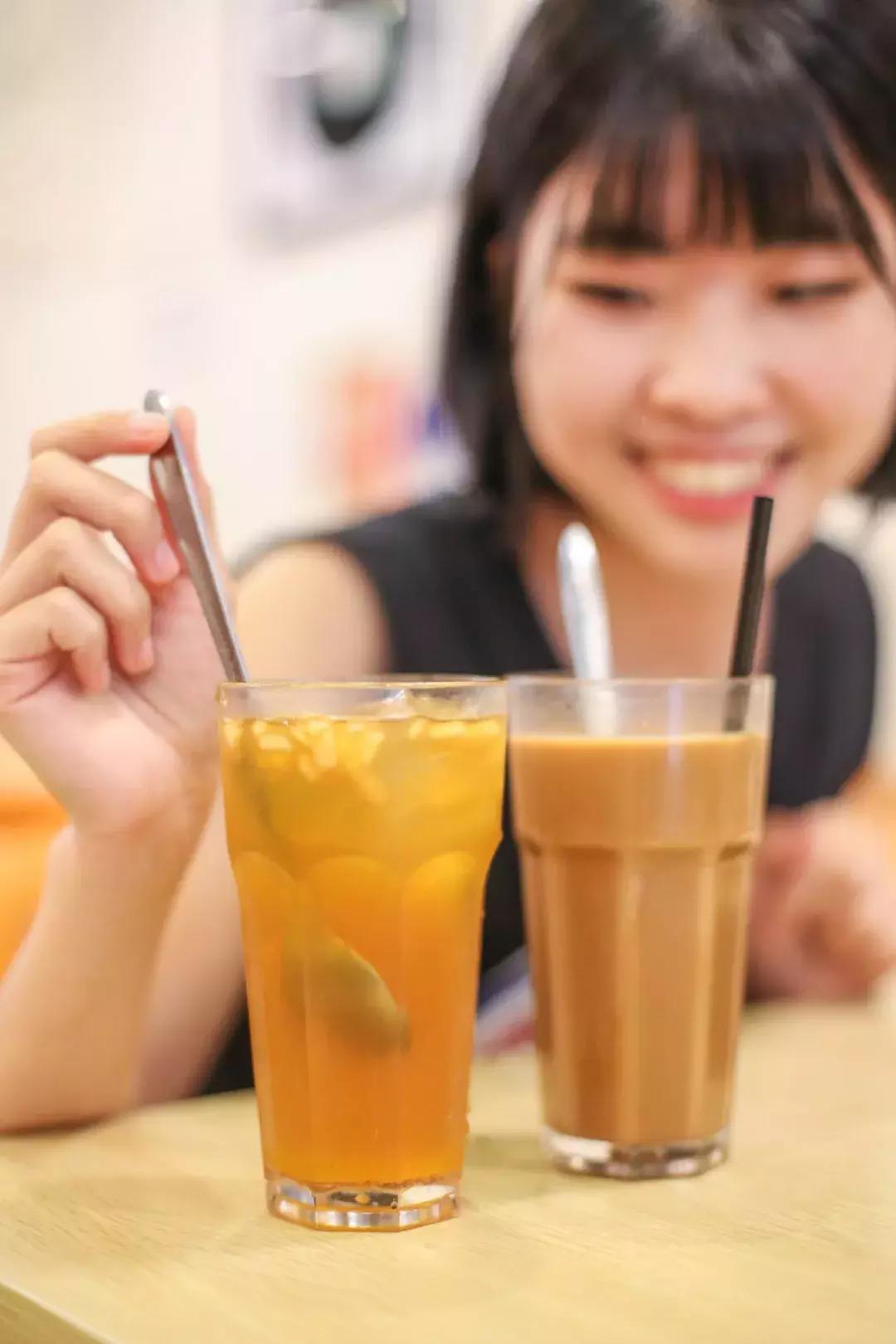 刚开店就被公认不好吃的港式餐厅,人未到齐不要动筷