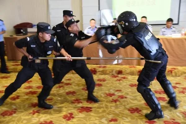 反恐防暴装备,反恐防暴视频