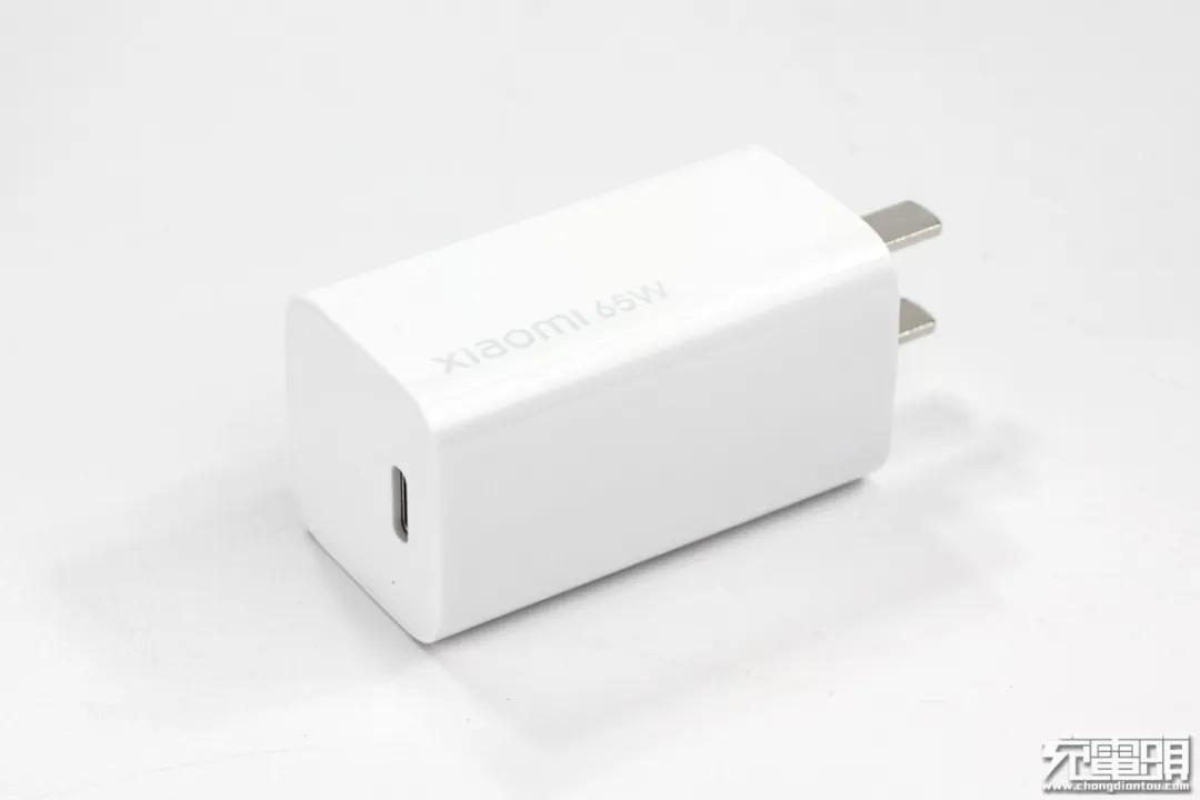 iphone13到底该不该买原装充电器,iphone13有没有充电器