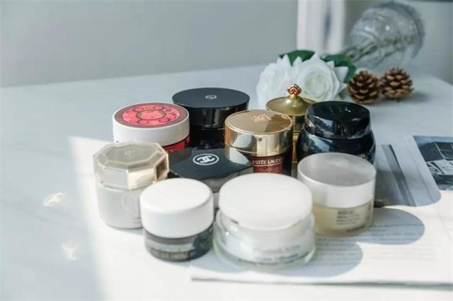 一瓶就能搞定的抗皱面霜,一瓶面霜马上让脸爆皮提拉测评