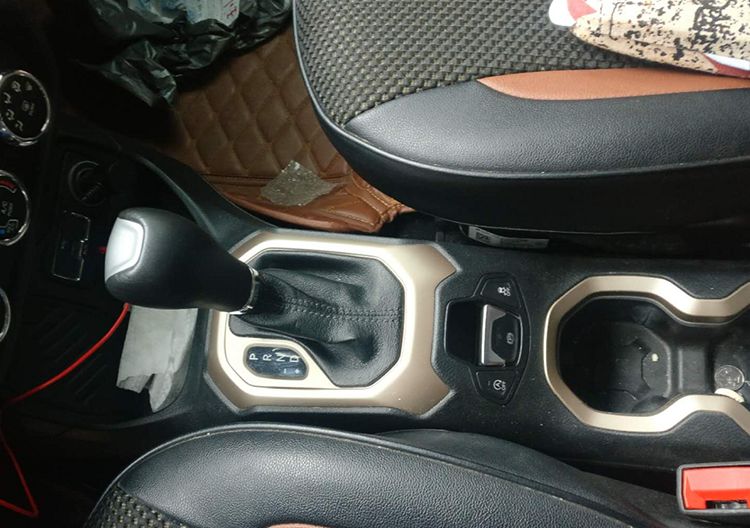 2024广汽菲克jeep自由侠的优缺点,jeep自由侠2020款落地价格