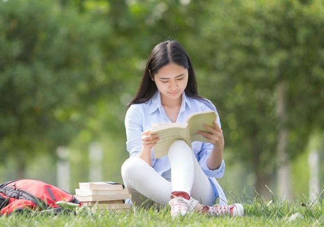 专科生要是专升本应该学什么,专科生要不要专升本再考公务员