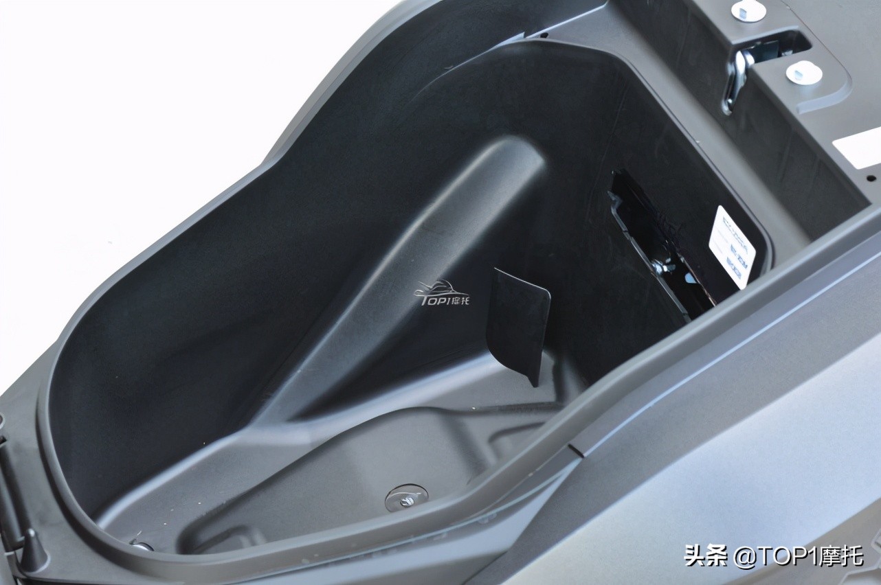 新大洲本田裂行125质量好吗,没abs的125安全吗