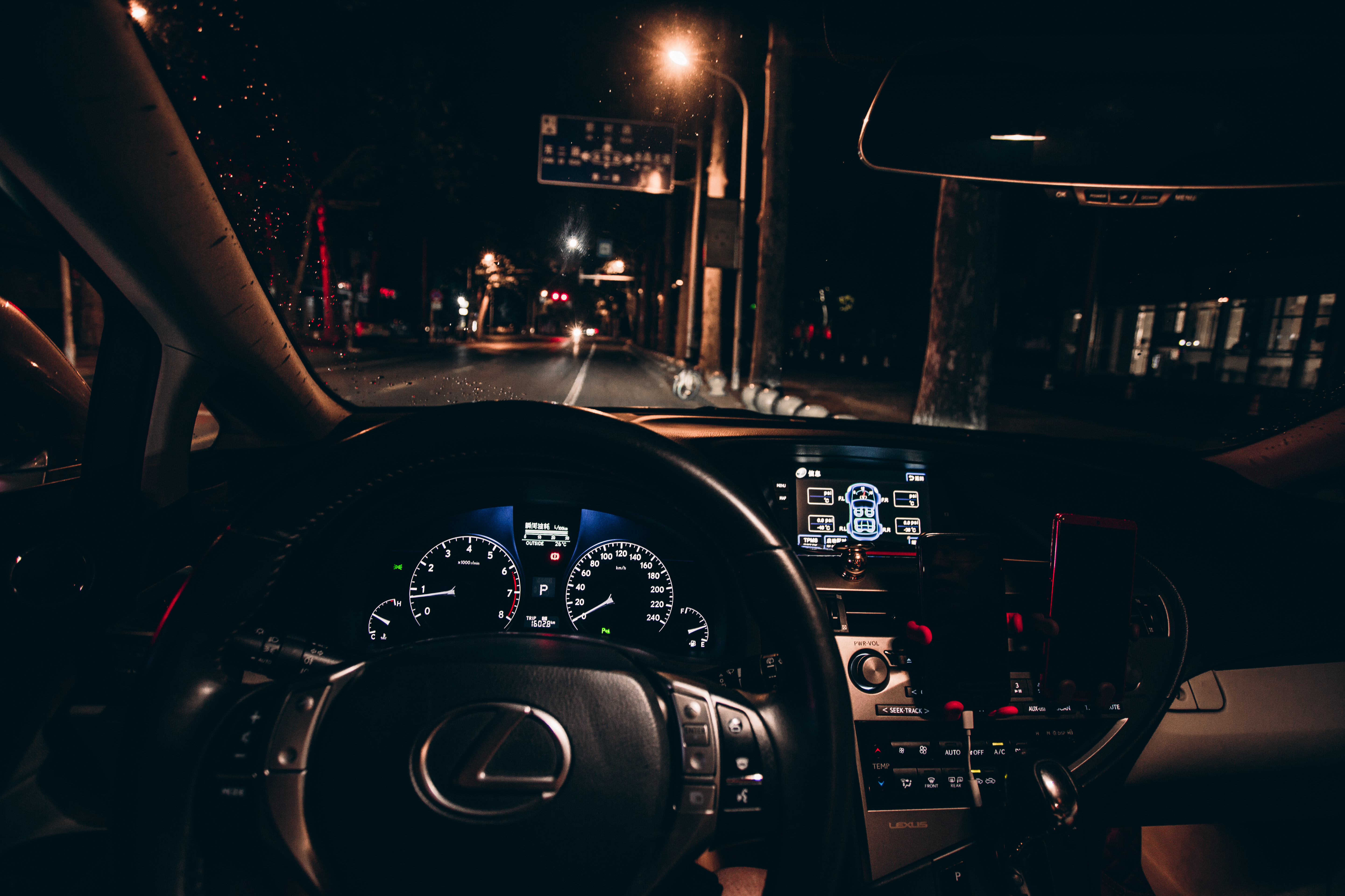 雷克萨斯rx10万公里,雷克萨斯rx十万公里后有什么通病